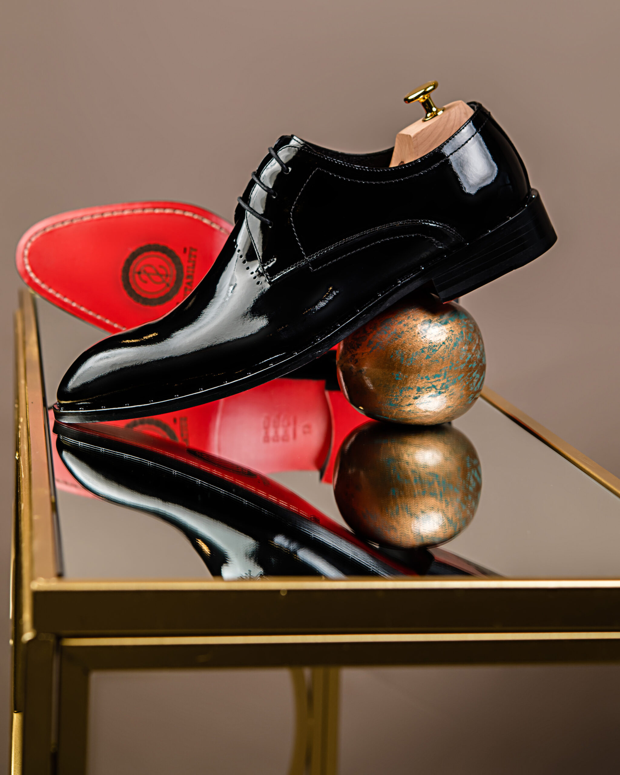 Cheaney Crowndale Men's Black Calf Leather Wholecut Oxford Shoes
